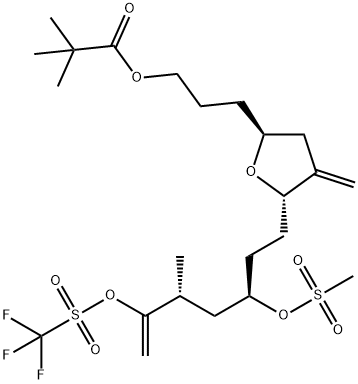 3-((2S,5S)-5-((3R,5R)-5-मिथाइल-3-((मिथाइलसल्फोनील)ऑक्सी)-6-(((ट्राइफ्लोरोमिथाइल)सल्फोनील)ऑक्सी)hept-6-en-1- वाईएल)-4-मिथाइलनेटेट्राहाइड्रोफ्यूरान-2-वाईएल)प्रोपाइल पिवलेट